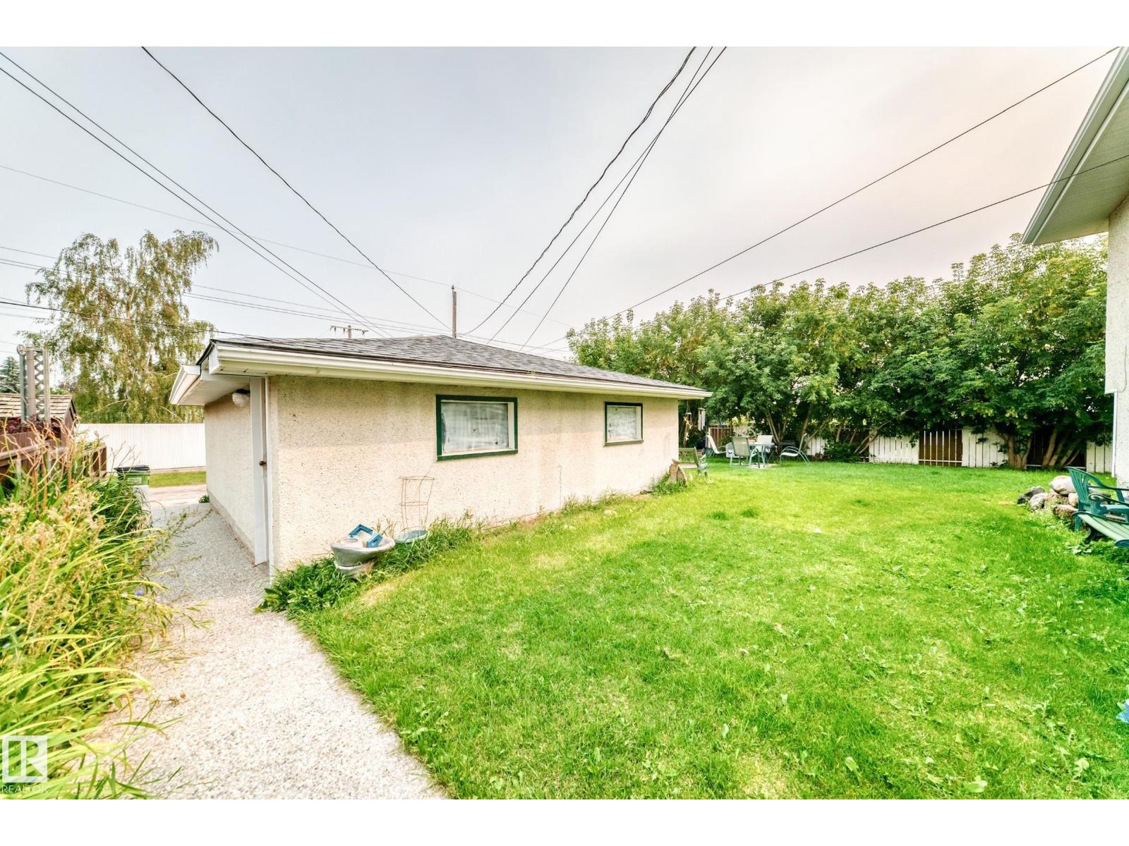 7312 DELWOOD RD NW - 22