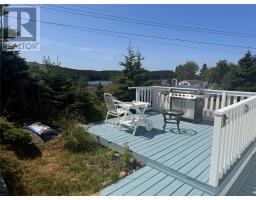 22 Hillview Drive thumbnail 9