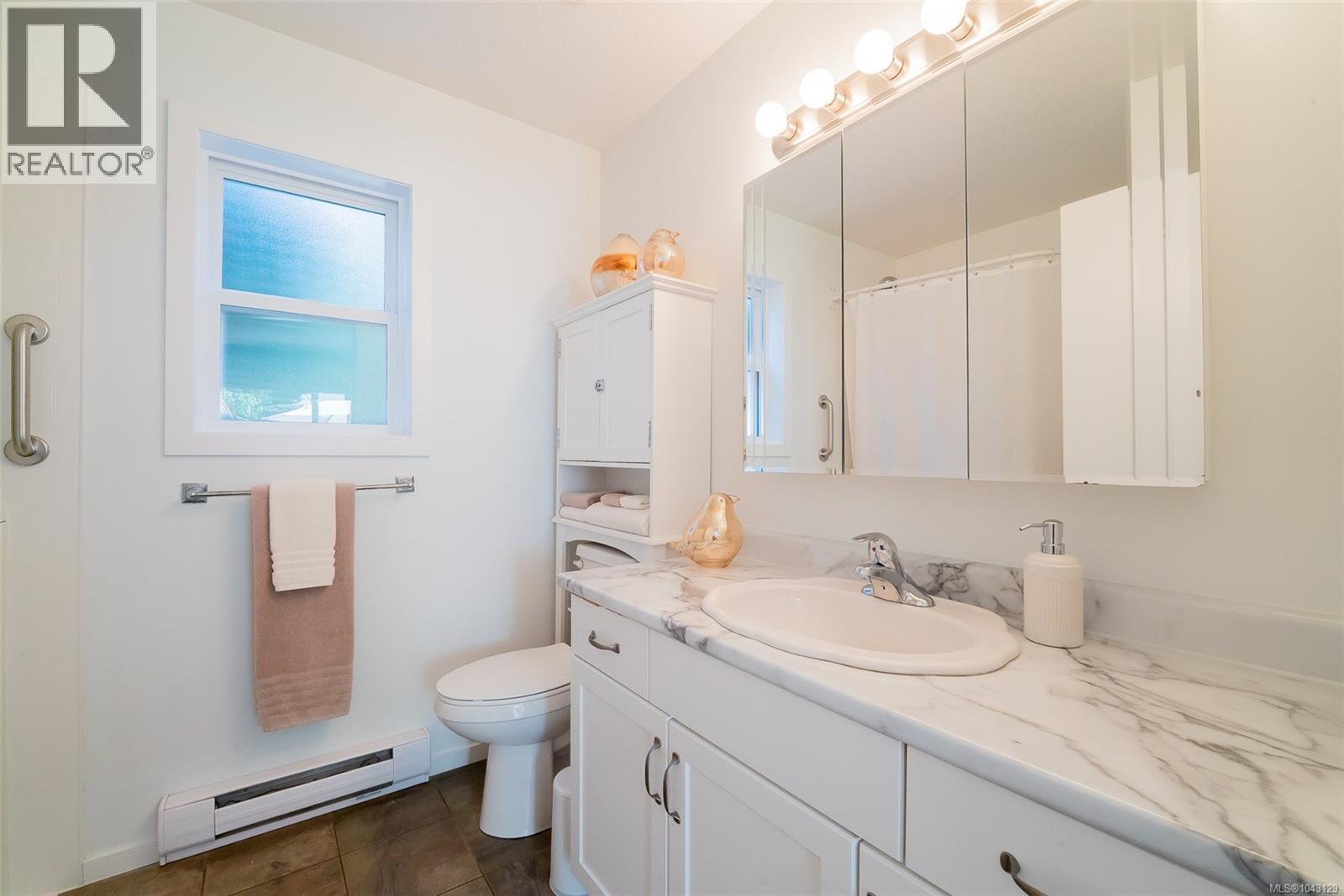 3685 Planta Rd, Nanaimo