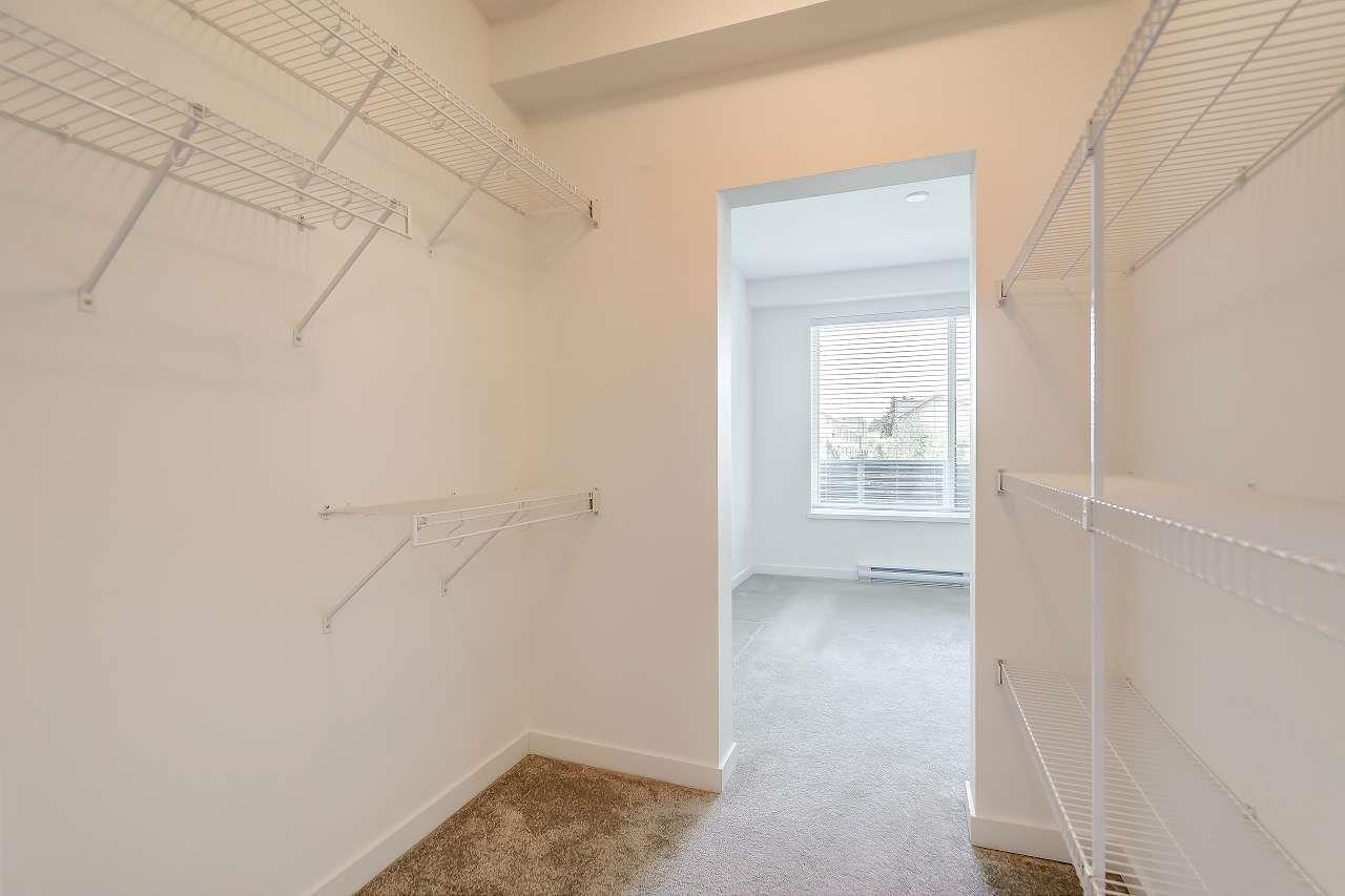 215 15825 85 AVENUE, Surrey
