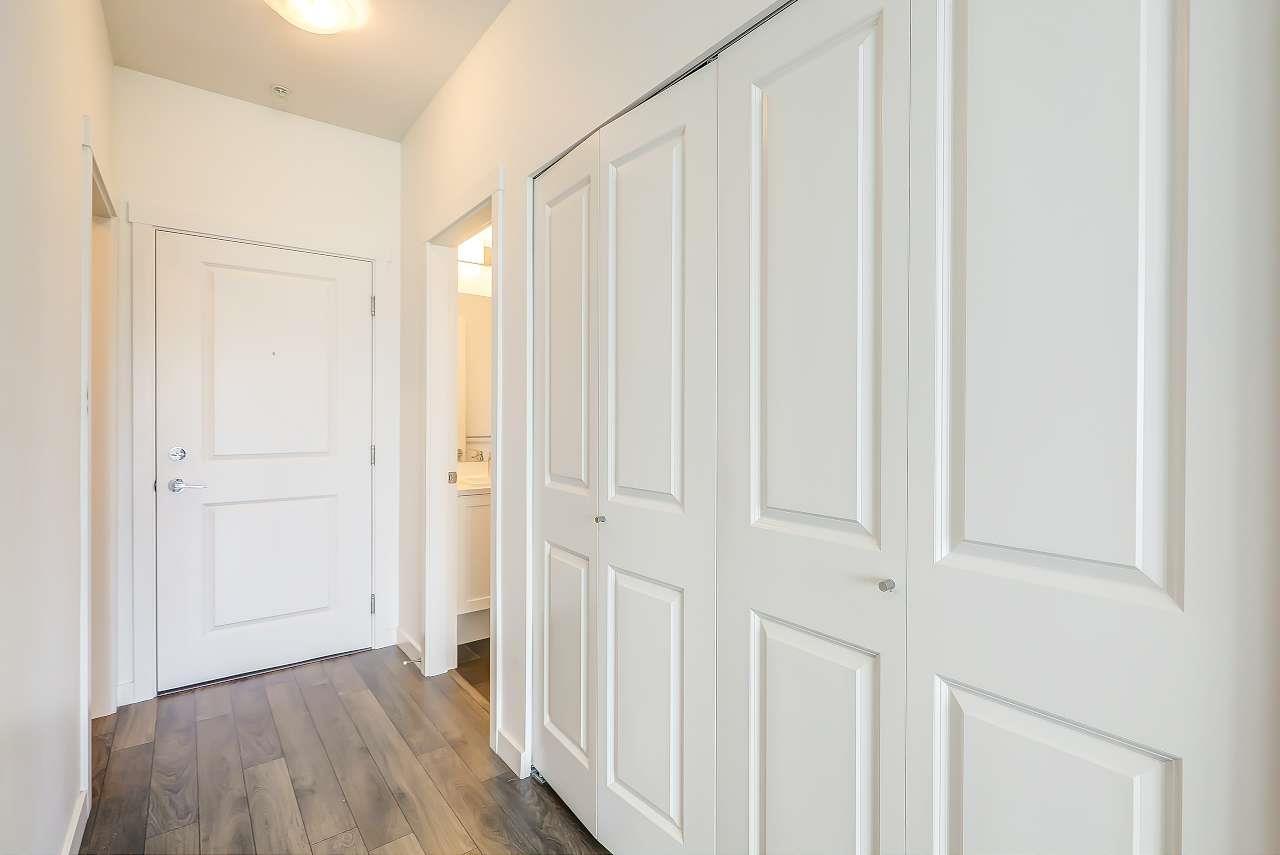 215 15825 85 AVENUE, Surrey