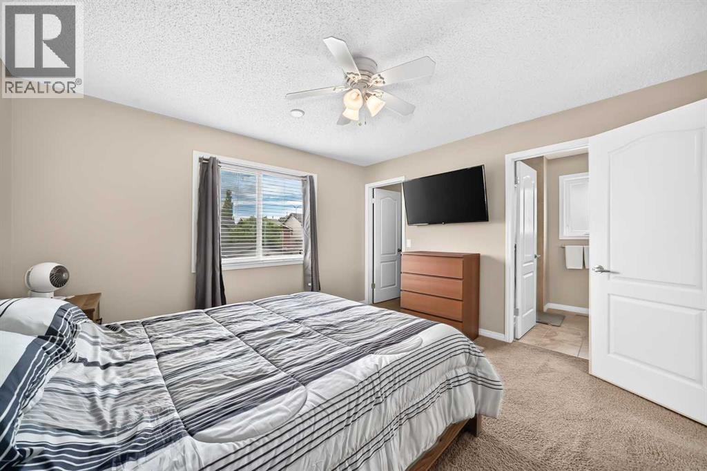 114 Auburn Bay Crescent SE - 25