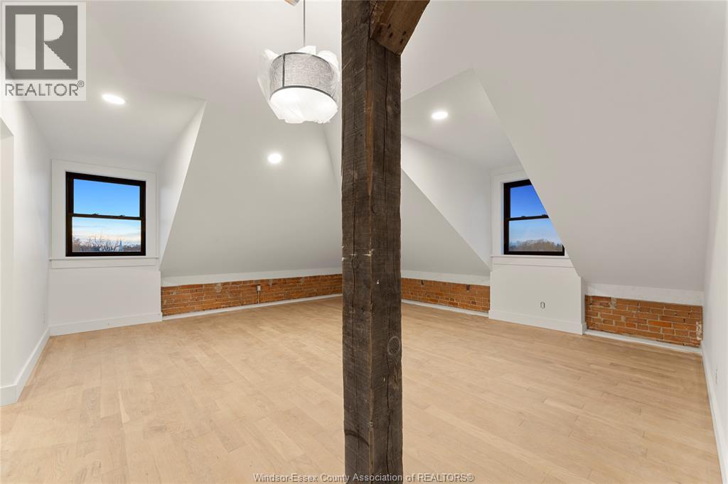 #401 247 BROCK STREET - 19