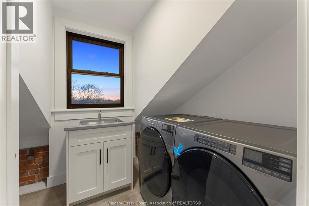 #401 247 BROCK STREET - 14