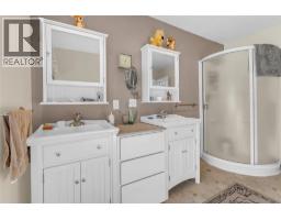 5615 Simpson Road, Summerland, BC V0H1Z2 Photo 29