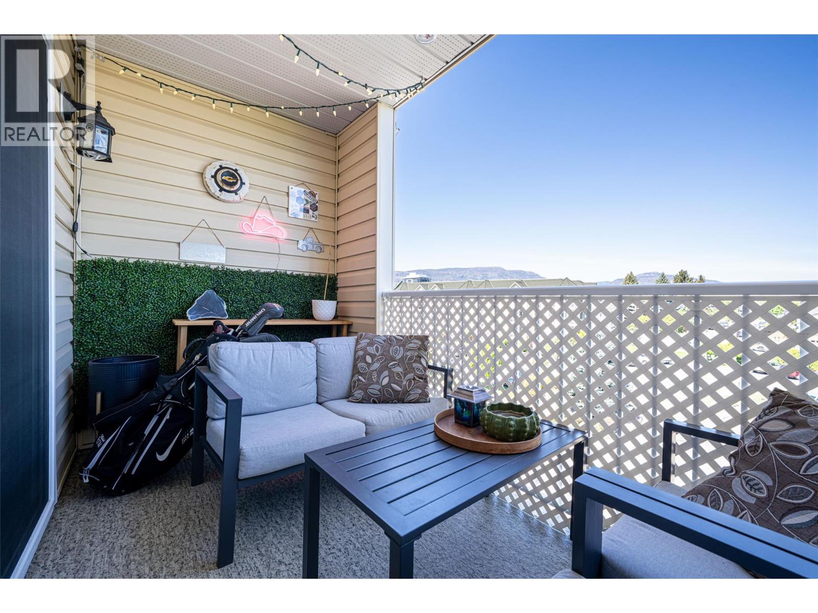 #407 3160 Casorso Road - 14