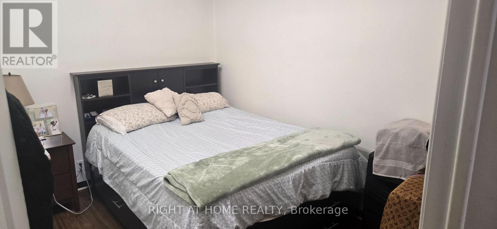 553 ROGERS ROAD - 22