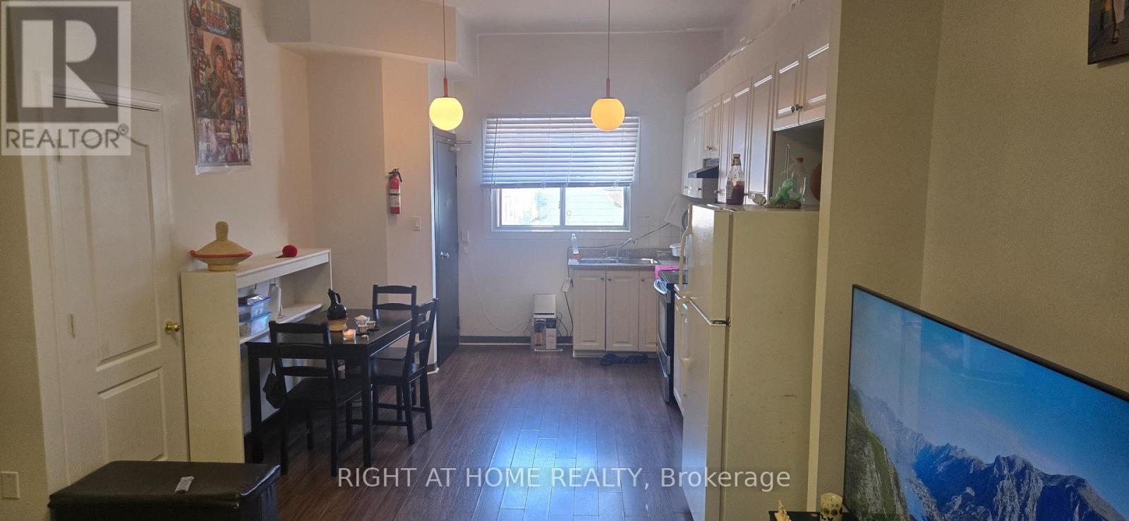 553 ROGERS ROAD - 24