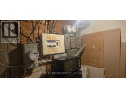553 Rogers Road, Toronto, ON M6M1B4 Photo 29