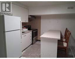 553 Rogers Road, Toronto, ON M6M1B4 Photo 9