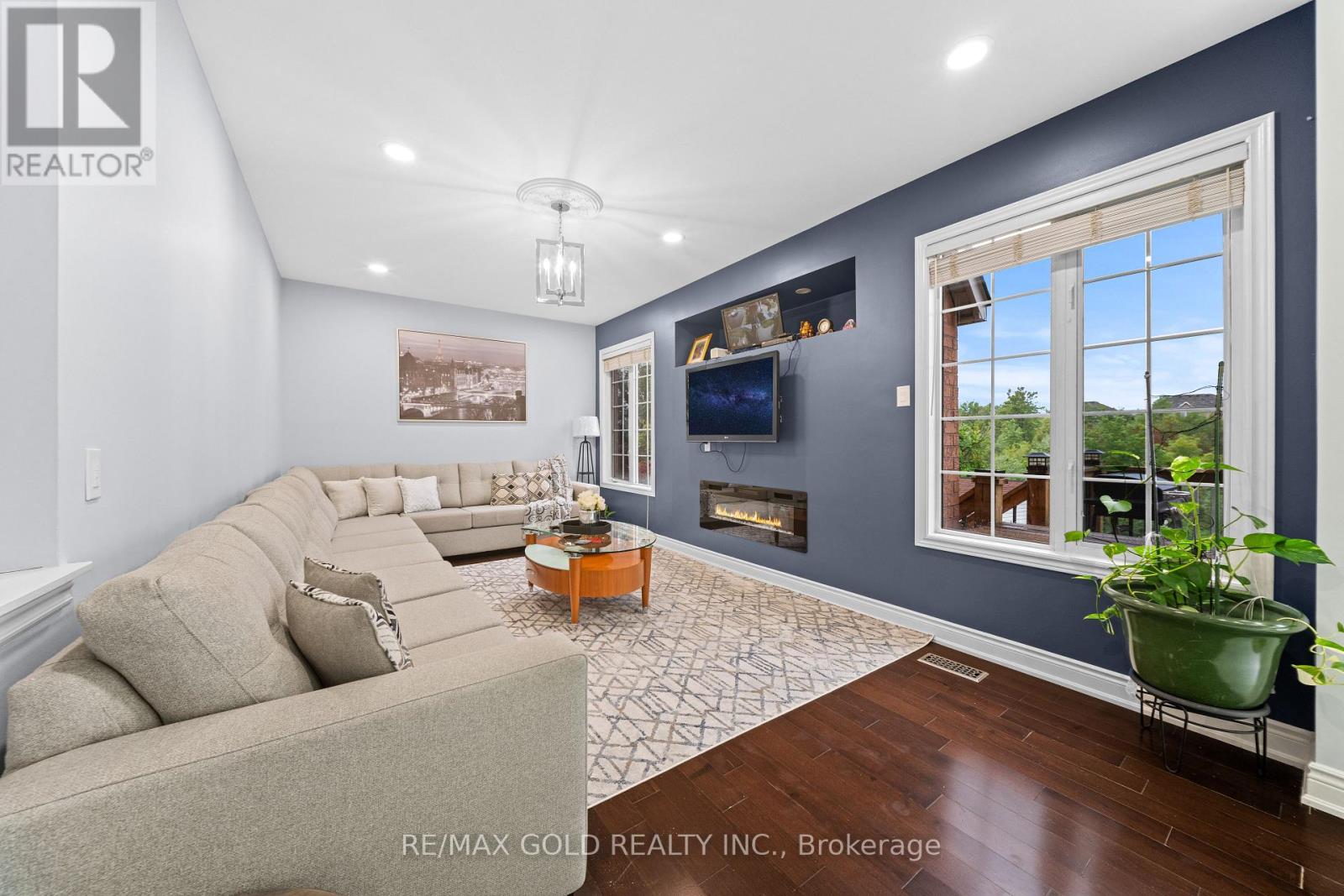 58 BRUNETTA WAY - 12