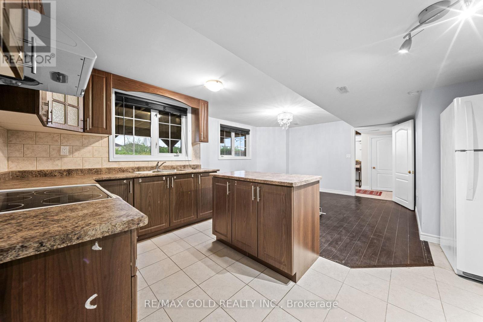 58 BRUNETTA WAY - 28