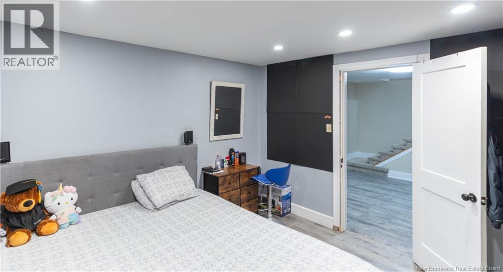 5 Esdale Drive - 23
