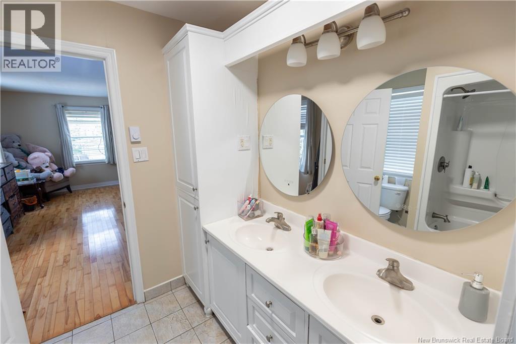 5 Esdale Drive - 17