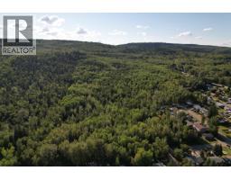 1242 Crane Avenue, Quesnel, BC V2J1J6 Photo 6