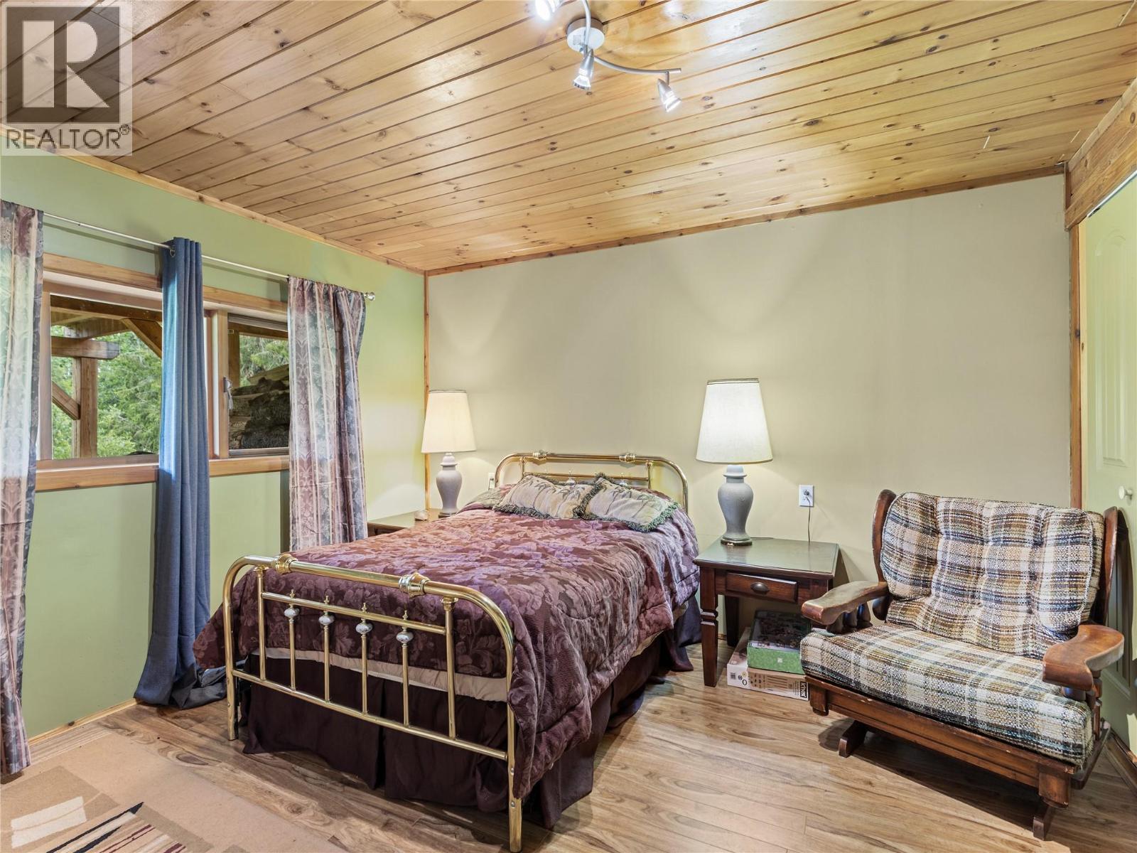 6177 Trout Creek Road - 19