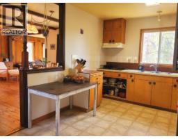 Office - 6288 Corral Road, Clearwater, BC V0E1N1 Photo 8