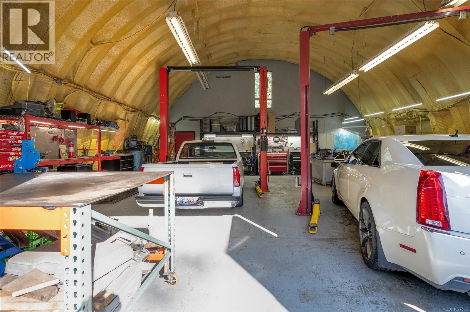 6580 Phantom Rd - 4