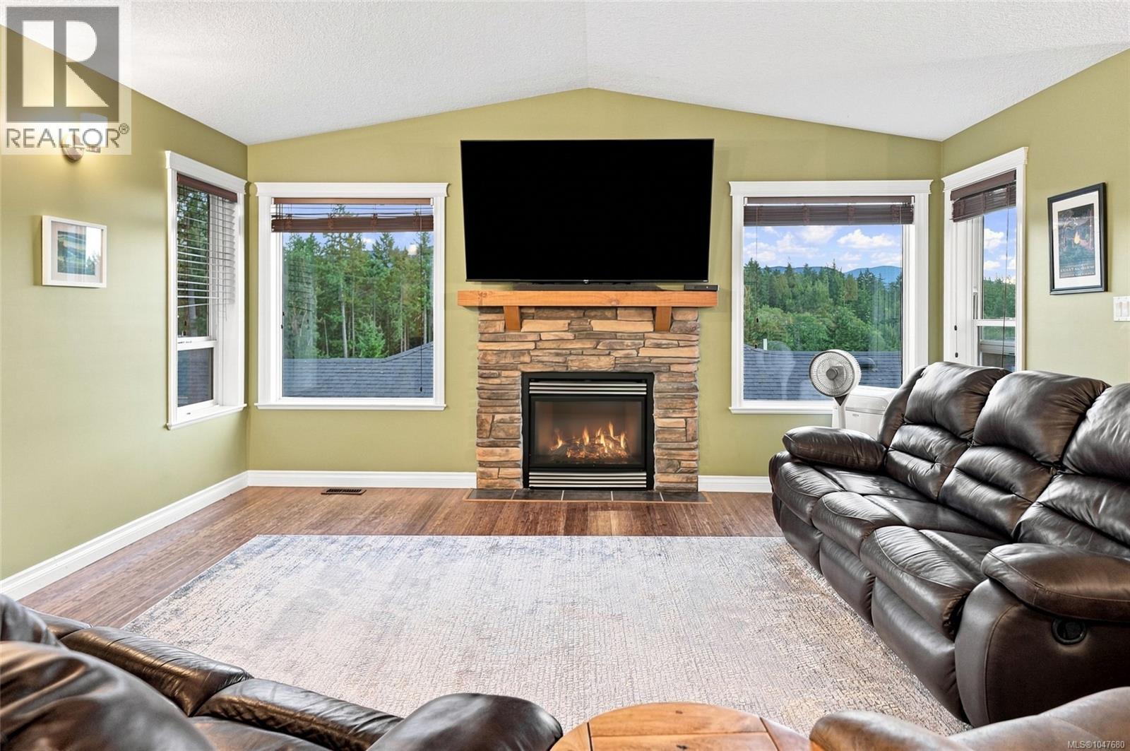 5161 Owlstone Pl, Nanaimo