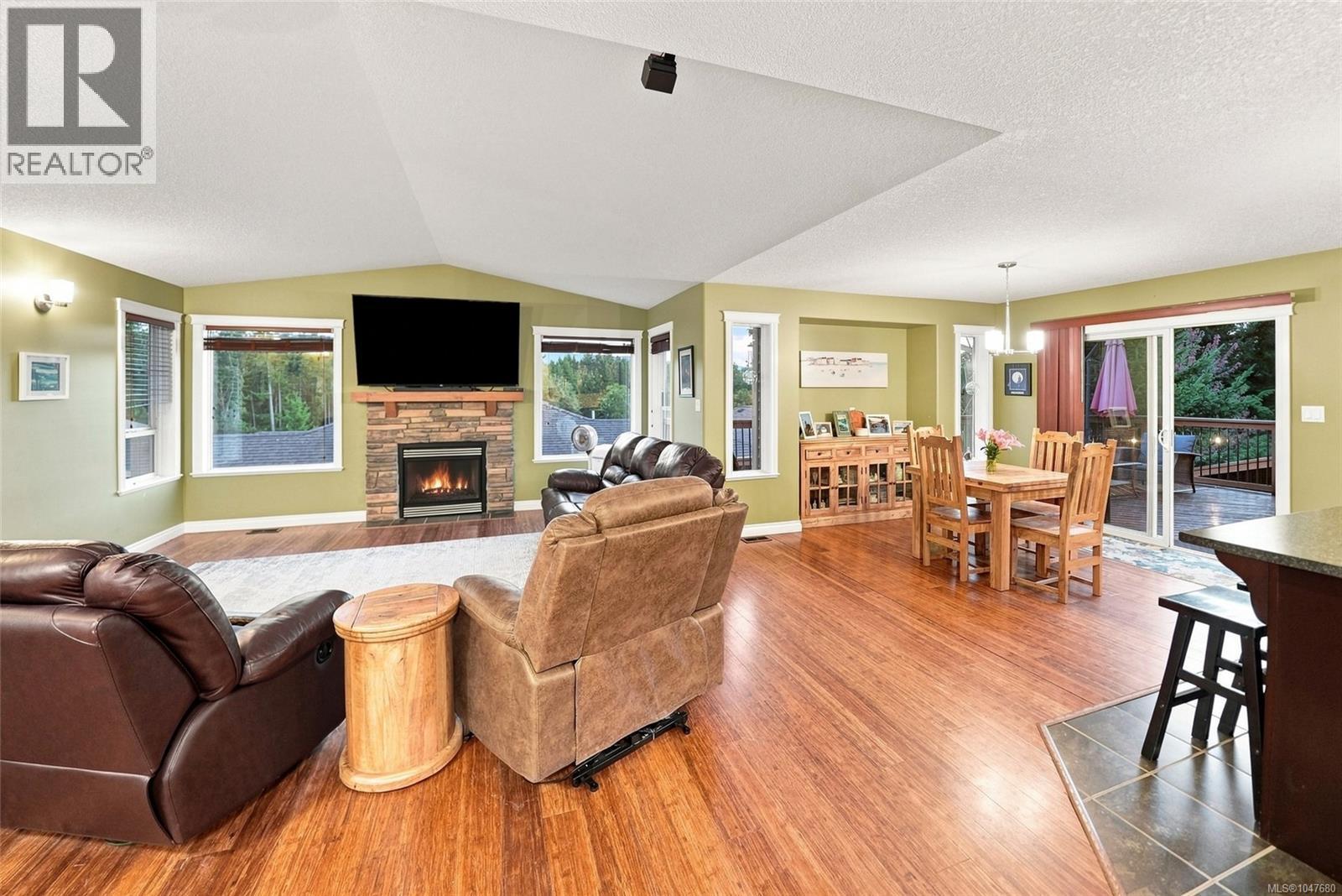 5161 Owlstone Pl, Nanaimo