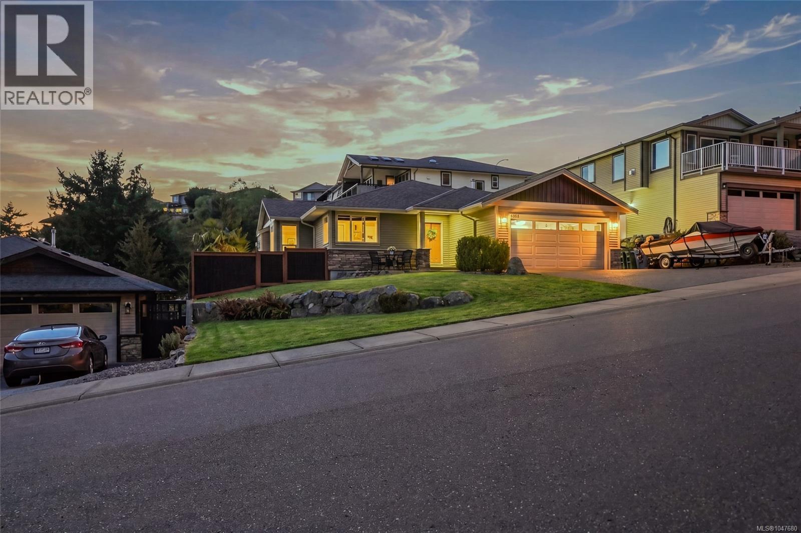 5161 Owlstone Pl, Nanaimo