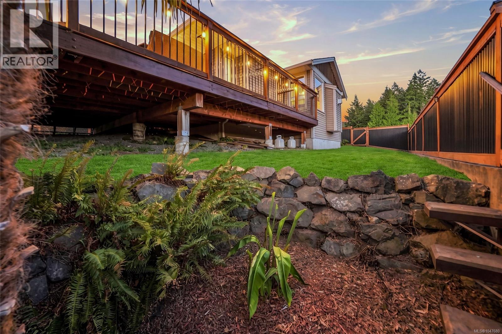 5161 Owlstone Pl, Nanaimo
