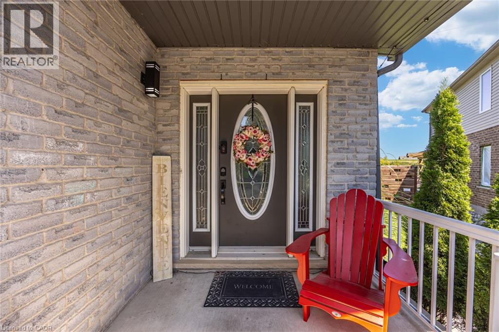 944 PARKVALE Court - Image 4