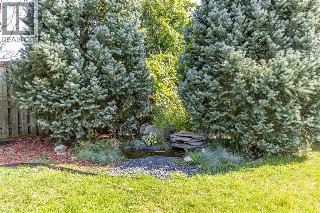 944 PARKVALE Court - Image 44
