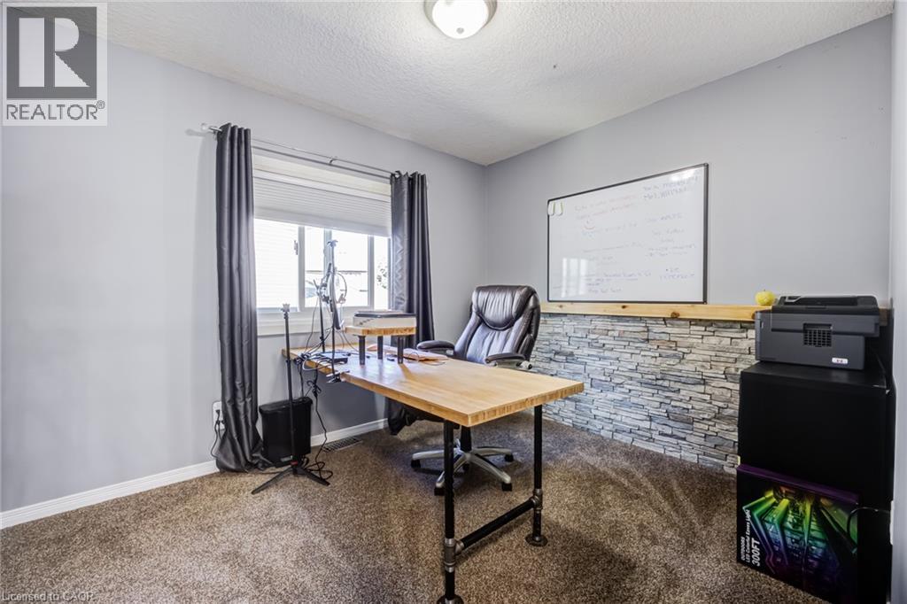 944 PARKVALE Court - Image 32