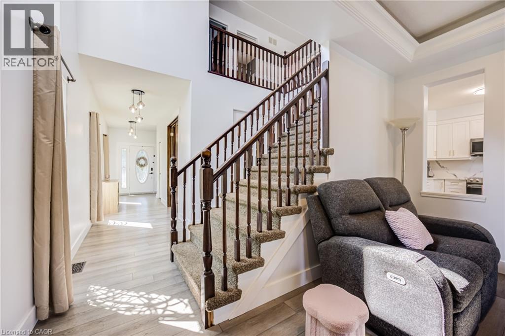 944 PARKVALE Court - Image 10
