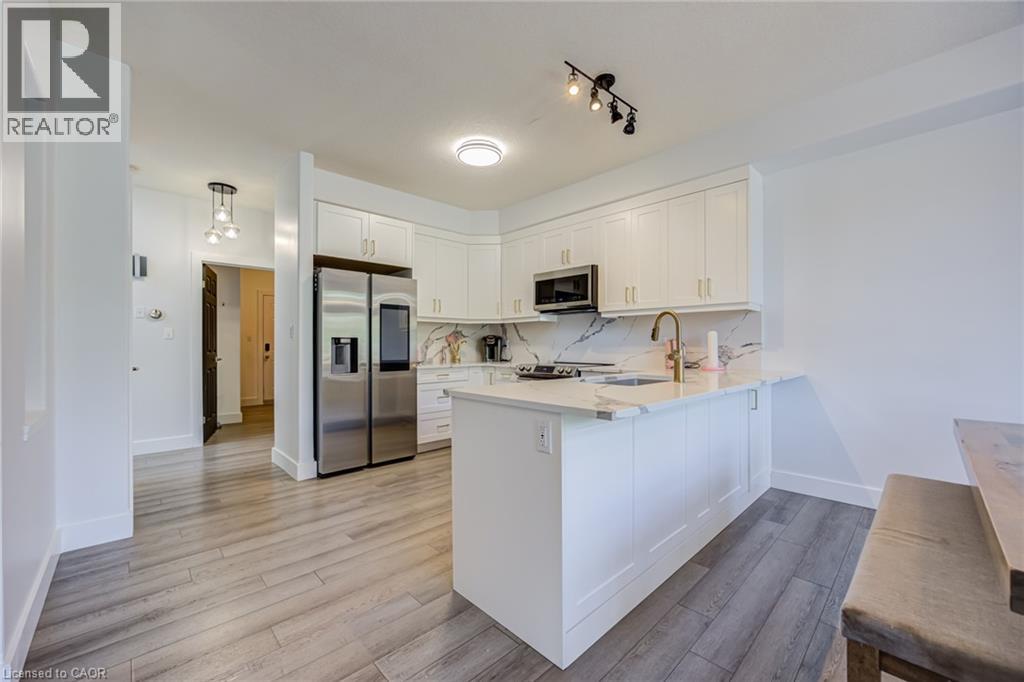 944 PARKVALE Court - Image 18