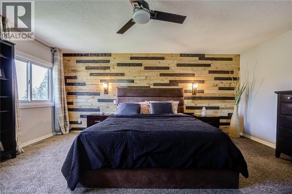 944 PARKVALE Court - Image 26