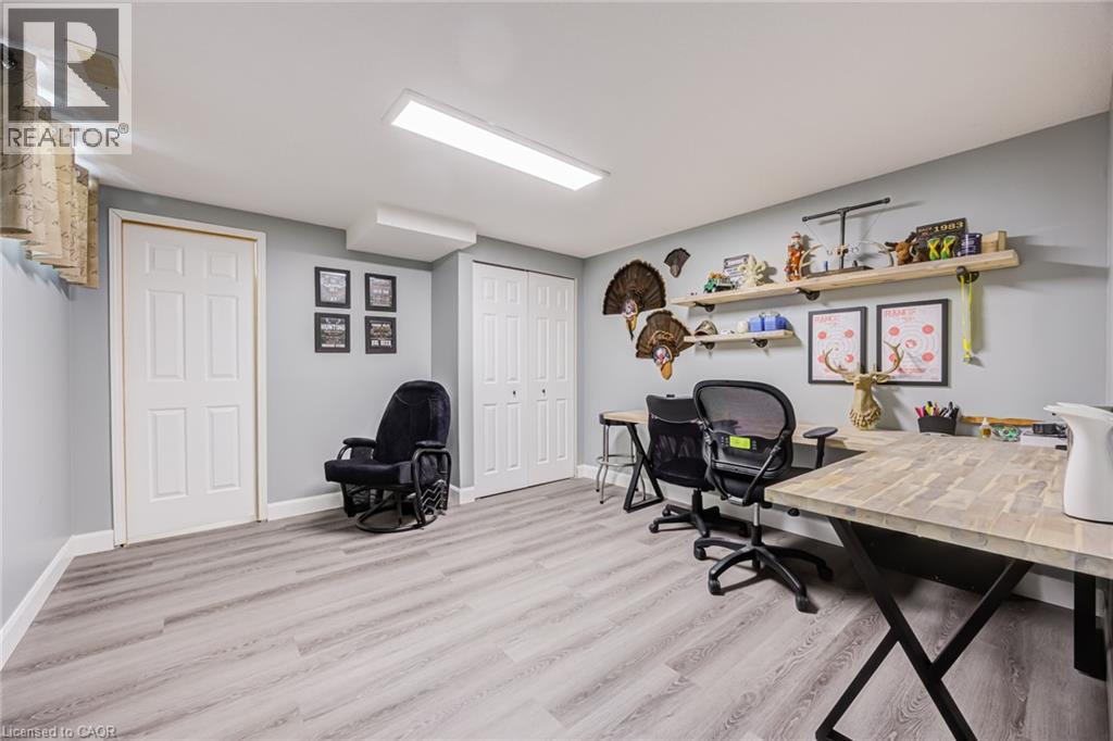 944 PARKVALE Court - Image 40