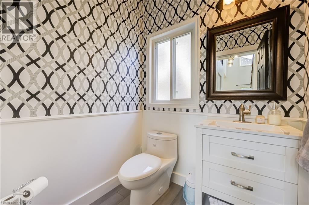 944 PARKVALE Court - Image 22