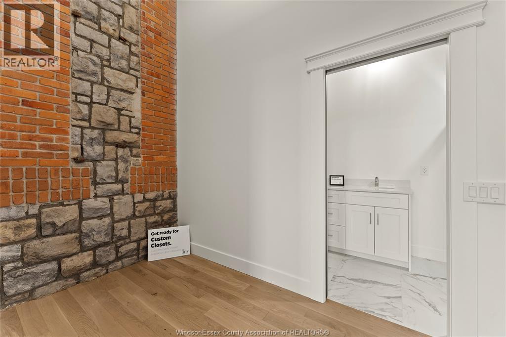 #303 247 BROCK STREET - 20