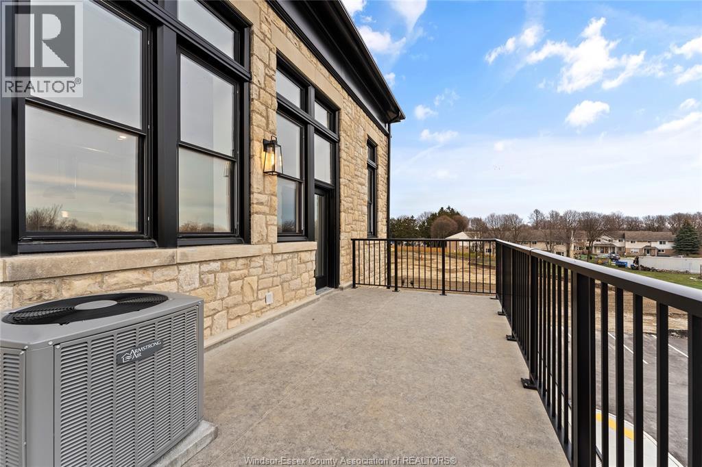 #303 247 BROCK STREET - Image 26