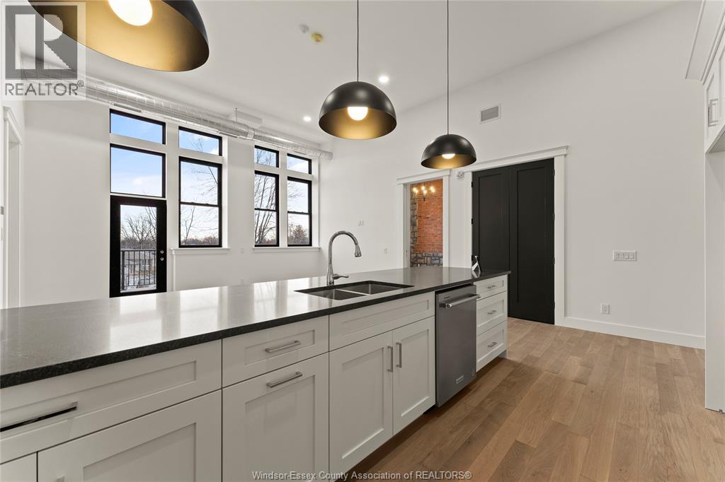 #303 247 BROCK STREET - Image 6