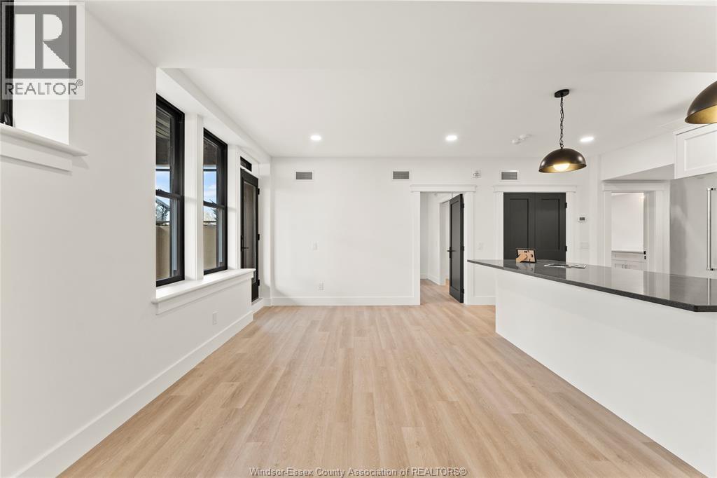 #104 247 BROCK STREET - 15