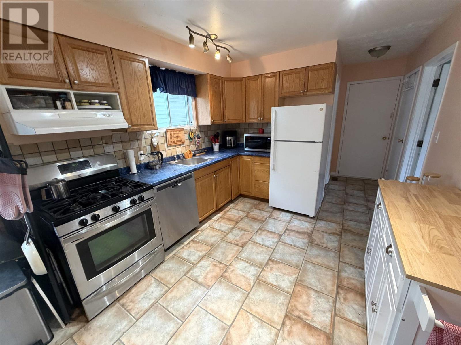 3 Stewart CRES - Image 7