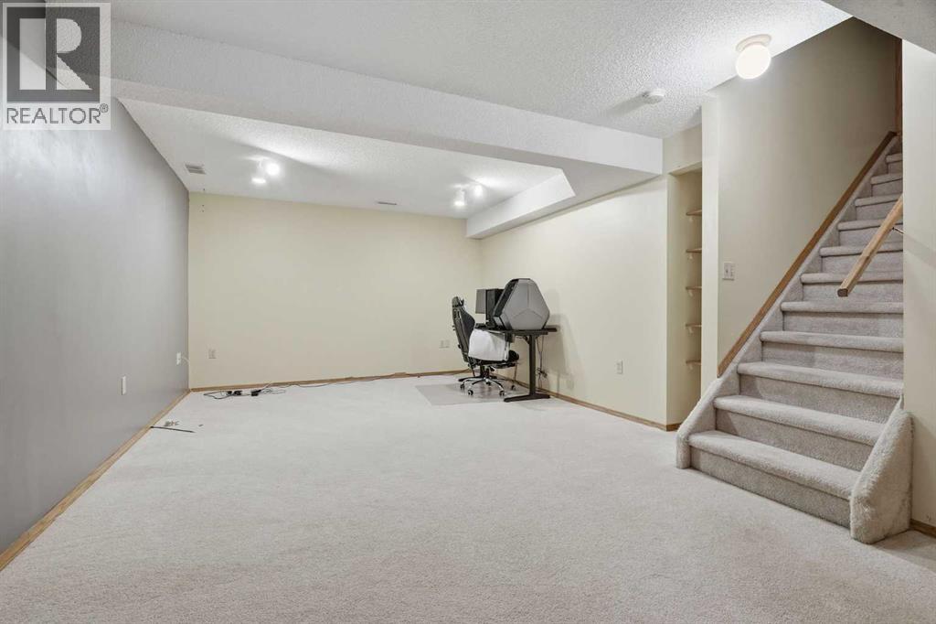 515 Macewan Drive NW - 37