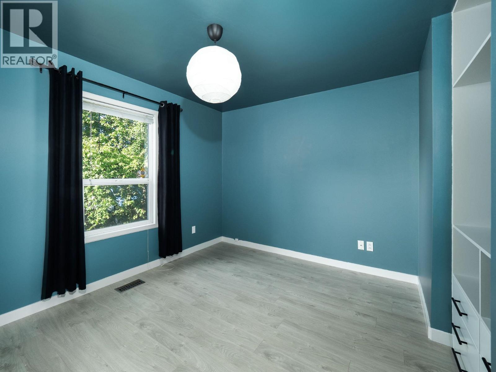 Photo 19 of 31 — 6901 FAIRMONT CRESCENT · Prince George, BC
