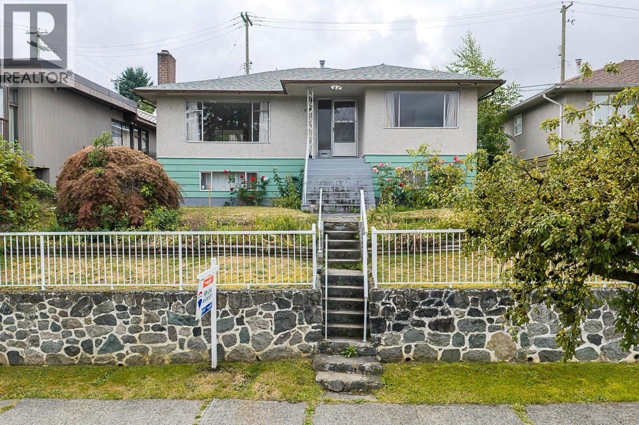 5326 FLEMING STREET