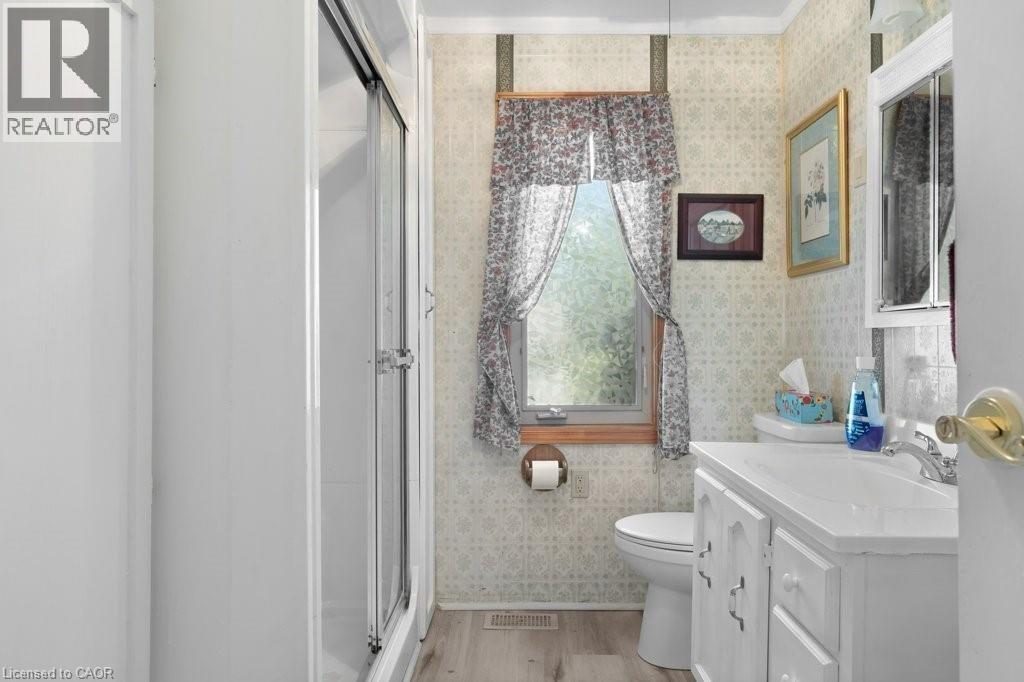 2592 LAKESHORE Road - Image 22