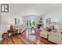 111 Invermere Close - photo 13