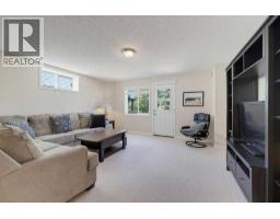 111 Invermere Close - photo 28