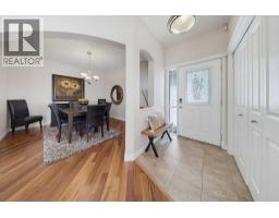 111 Invermere Close - photo 4