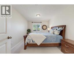 111 Invermere Close - photo 30