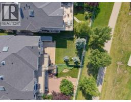 111 Invermere Close - photo 43