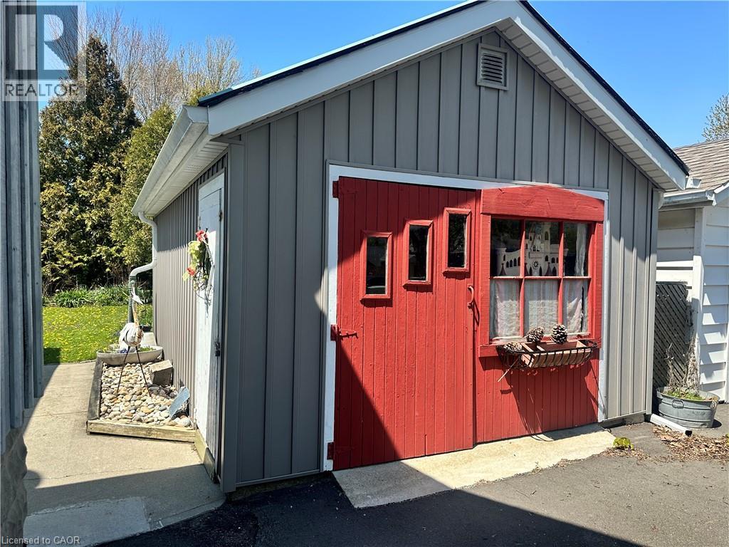 618 PINE Street - Image 30