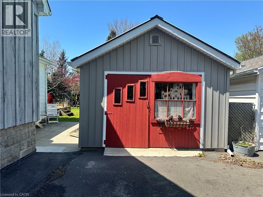 618 PINE Street - Image 29